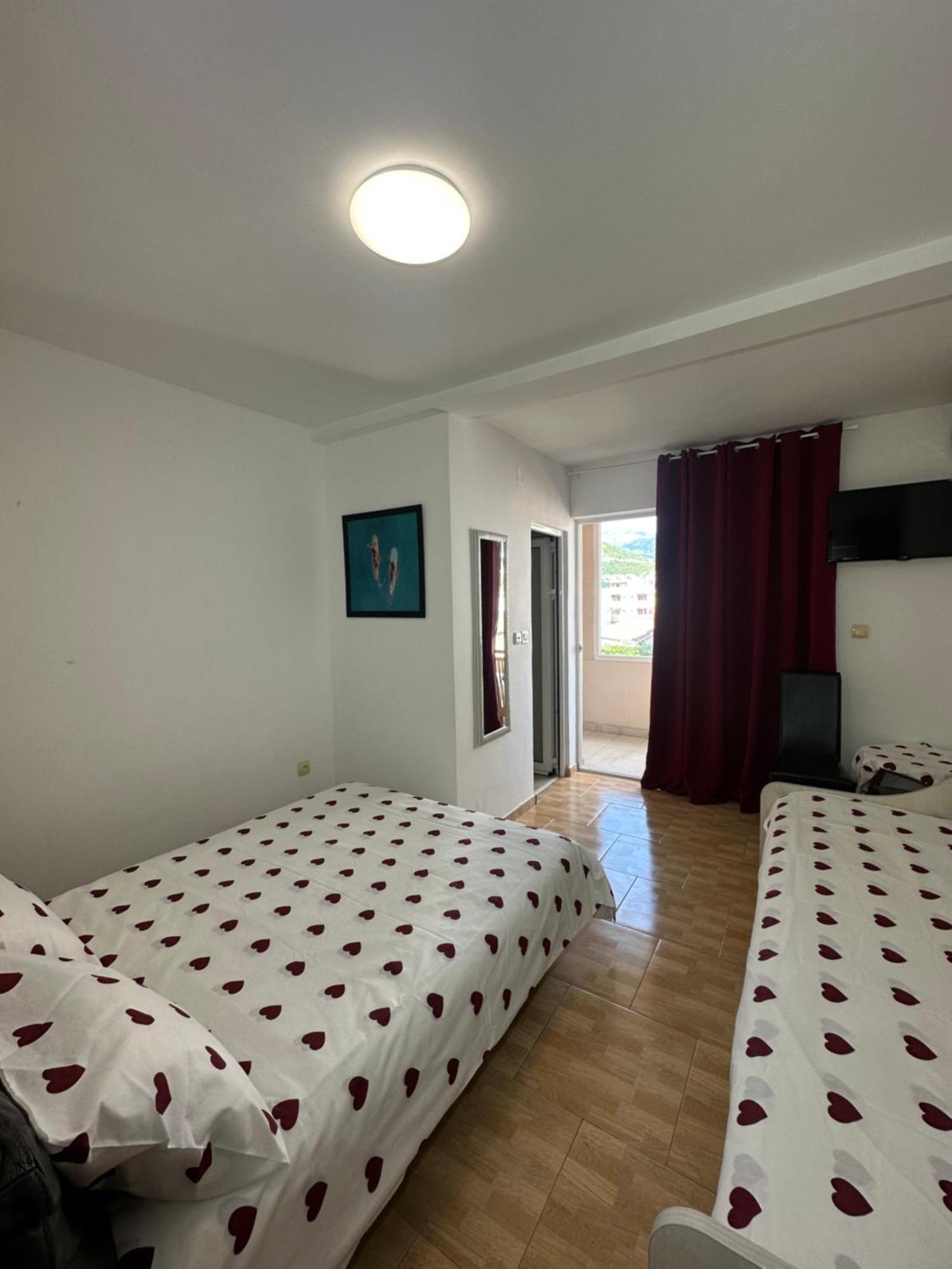 Apartmani Simona Budva Kültér fotó